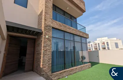 Villa - 4 Bedrooms - 5 Bathrooms for rent in Eleganz by Danube - Jumeirah Village Circle - Dubai