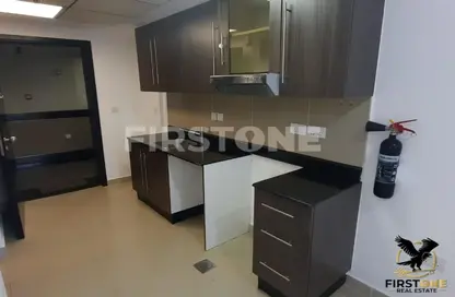 Apartment - 1 Bathroom for rent in Tower 24 - Al Reef Downtown - Al Reef - Abu Dhabi