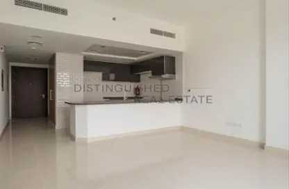 Apartment - 1 Bathroom for rent in The Gate Residence 2 - Dubai Residence Complex - Dubai