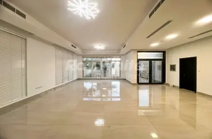 Villa - 5 Bedrooms - 5 Bathrooms for rent in Umm Suqeim 2 Villas - Umm Suqeim 2 - Umm Suqeim - Dubai