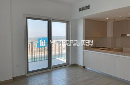 Apartment - 3 Bedrooms - 4 Bathrooms for sale in Waters Edge - Yas Island - Abu Dhabi