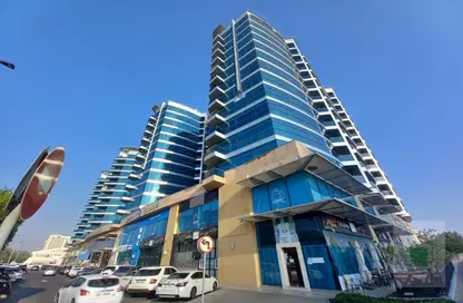 Apartment - 4 Bedrooms - 4 Bathrooms for rent in Al Sahel Towers - Corniche Road - Abu Dhabi