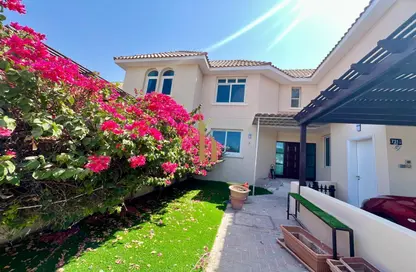 Villa - 4 Bedrooms - 4 Bathrooms for rent in Umm Suqeim 1 Villas - Umm Suqeim 1 - Umm Suqeim - Dubai