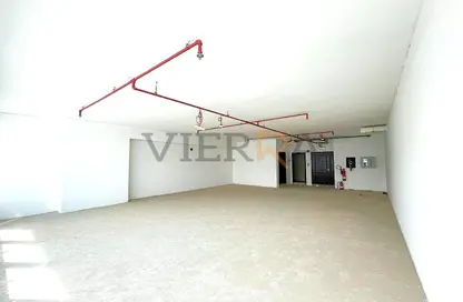 Office Space - Studio - 1 Bathroom for rent in Electra Tower - Electra Street - Abu Dhabi