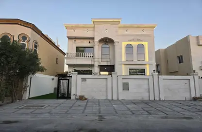 Villa - 5 Bedrooms - 7 Bathrooms for sale in Al Yasmeen 1 - Al Yasmeen - Ajman