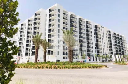 Apartment - 2 Bedrooms - 3 Bathrooms for rent in Waters Edge - Yas Island - Abu Dhabi