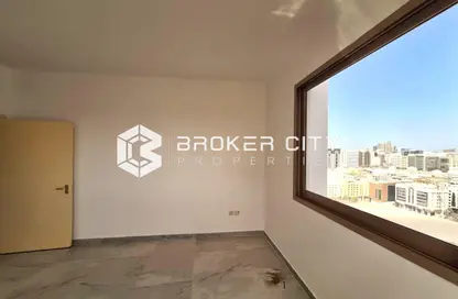 Apartment - 1 Bedroom - 1 Bathroom for rent in Airport Road - Abu Dhabi