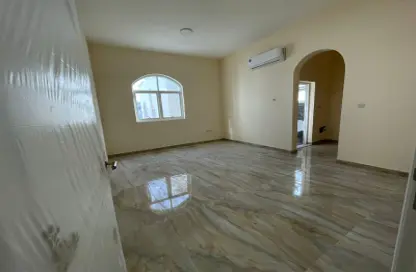 Apartment - 1 Bathroom for rent in Madinat Al Riyad - Abu Dhabi