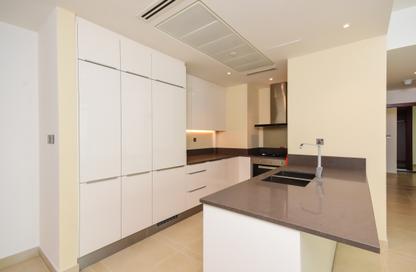 Apartment - 2 Bedrooms - 2 Bathrooms for sale in The Residences - Marina Gate - Dubai Marina - Dubai