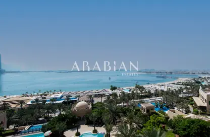 Apartment - 2 Bedrooms - 3 Bathrooms for sale in The Fairmont Palm Residence South - The Fairmont Palm Residences - Palm Jumeirah - Dubai