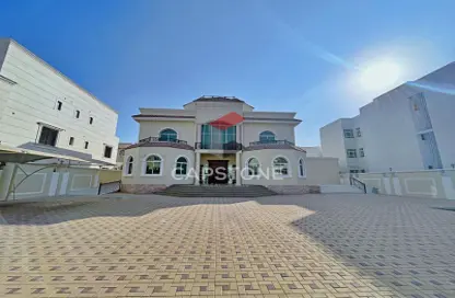 Villa - 6 Bedrooms for rent in Al Mushrif - Abu Dhabi