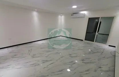 Apartment - Studio - 1 Bathroom for rent in Mohamed Bin Zayed Centre - Mohamed Bin Zayed City - Abu Dhabi