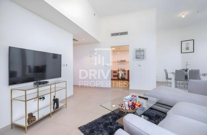 Apartment - 1 Bedroom - 2 Bathrooms for sale in Burj Vista 2 - Burj Vista - Downtown Dubai - Dubai