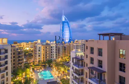 Apartment - 3 Bedrooms - 4 Bathrooms for sale in Riwa - Madinat Jumeirah Living - Umm Suqeim - Dubai