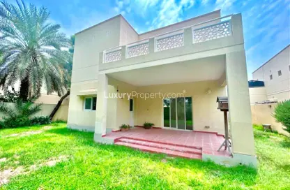 Villa - 4 Bedrooms - 5 Bathrooms for rent in Meadows 6 - Meadows - Dubai