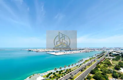 Apartment - 2 Bedrooms - 4 Bathrooms for rent in Corniche Road - Abu Dhabi