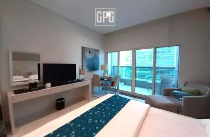 Apartment - 1 Bathroom for sale in The Cosmopolitan - Business Bay - Dubai