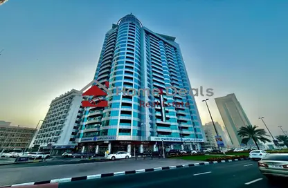 Office Space - Studio - 4 Bathrooms for rent in Crystal Plaza - Al Majaz 1 - Al Majaz - Sharjah