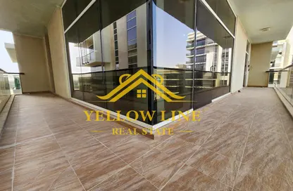 Apartment - 2 Bedrooms - 4 Bathrooms for rent in Khalifa City A - Khalifa City - Abu Dhabi