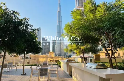 Apartment - 2 Bedrooms - 2 Bathrooms for rent in Burj Royale - Downtown Dubai - Dubai