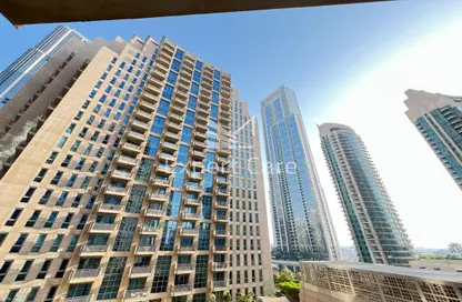 Apartment - 1 Bedroom - 2 Bathrooms for sale in Standpoint Tower 2 - Standpoint Towers - Downtown Dubai - Dubai