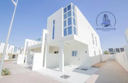 Townhouse - 3 Bedrooms - 5 Bathrooms for rent in Juniper - Damac Hills 2 - Dubai