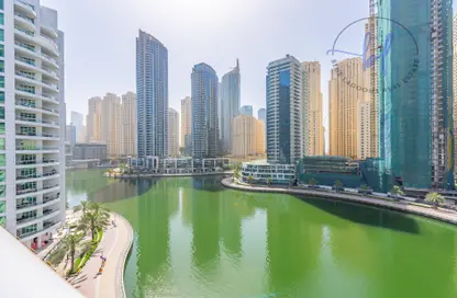 Apartment - 1 Bedroom - 2 Bathrooms for rent in Orra Harbour Residences and Hotel Apartments - Dubai Marina - Dubai