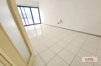 Apartment - 3 Bedrooms - 3 Bathrooms for rent in Electra Street - Abu Dhabi