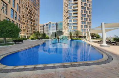 Duplex - 3 Bedrooms - 4 Bathrooms for rent in United Square - Al Khalidiya - Abu Dhabi