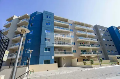 Apartment - 2 Bedrooms - 2 Bathrooms for sale in Tower 43 - Al Reef Downtown - Al Reef - Abu Dhabi