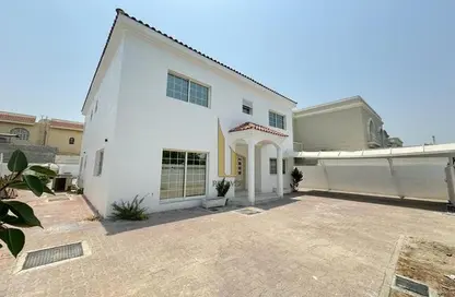 Villa - 5 Bedrooms - 6 Bathrooms for rent in Umm Suqeim 1 Villas - Umm Suqeim 1 - Umm Suqeim - Dubai