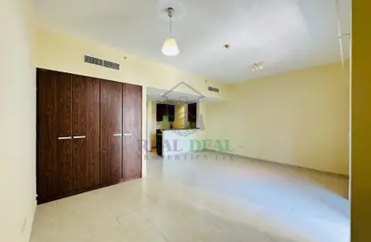 Apartment - 1 Bathroom for rent in Executive Tower J - Executive Towers - Business Bay - Dubai