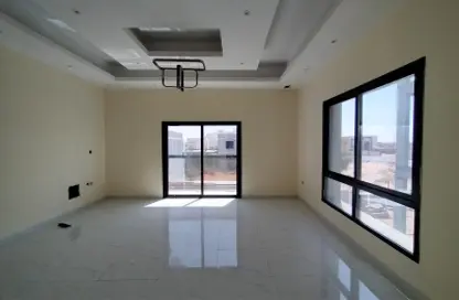 Villa - 5 Bedrooms - 7 Bathrooms for sale in Al Yasmeen 1 - Al Yasmeen - Ajman