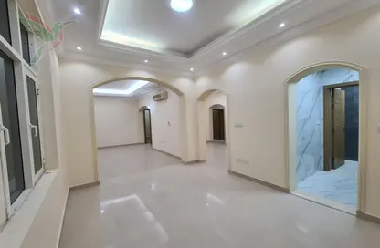 Duplex - 4 Bedrooms - 5 Bathrooms for rent in Al Ameriya - Al Jimi - Al Ain