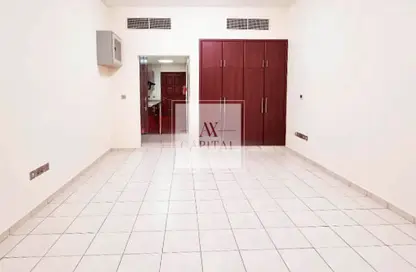 Apartment - Studio - 1 Bathroom for sale in Dunes Village - Dubai Investment Park (DIP) - Dubai