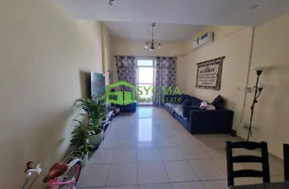 Apartment - 2 Bedrooms - 2 Bathrooms for sale in La Vista Residence 2 - La Vista Residence - Dubai Silicon Oasis - Dubai