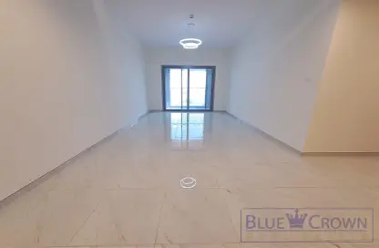 Apartment - 2 Bedrooms - 3 Bathrooms for rent in Al Karama - Dubai