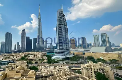 Apartment - 2 Bedrooms - 2 Bathrooms for sale in Burj Royale - Downtown Dubai - Dubai