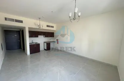 Apartment - 1 Bathroom for rent in Al Jurf 3 - Al Jurf - Ajman Downtown - Ajman