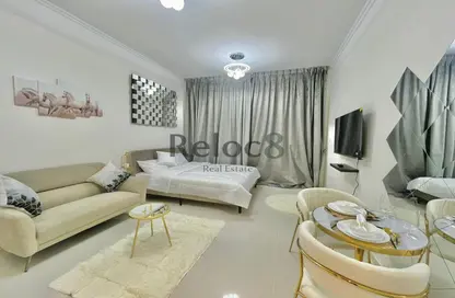 Apartment - Studio for rent in Carson A - Carson - DAMAC Hills - Dubai