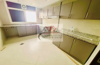 Apartment - 2 Bedrooms - 3 Bathrooms for rent in Muwaileh 29 Building - Muwaileh - Sharjah