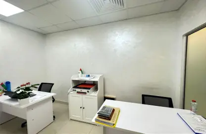 Business Centre - Studio - 1 Bathroom for rent in Al Rostamani Building - Al Quoz 4 - Al Quoz - Dubai