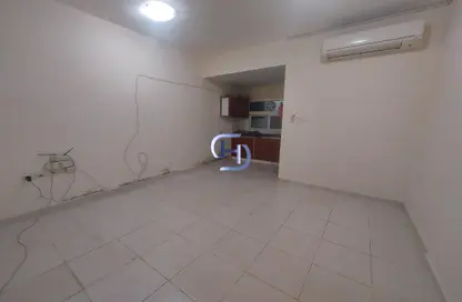 Apartment - Studio - 1 Bathroom for rent in Fire Station Road - Muwaileh - Sharjah