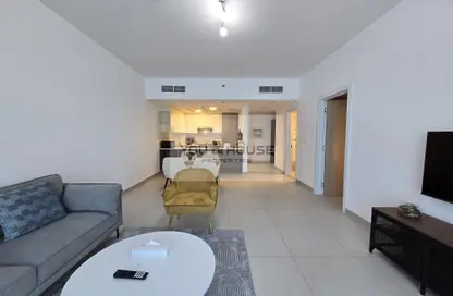 Apartment - 1 Bedroom - 2 Bathrooms for rent in Lana Tower - Jumeirah Village Circle - Dubai