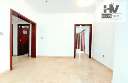 Apartment - 3 Bedrooms - 3 Bathrooms for rent in Hamdan Street - Abu Dhabi