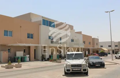 Townhouse - 4 Bedrooms - 4 Bathrooms for sale in Contemporary Style - Al Reef Villas - Al Reef - Abu Dhabi