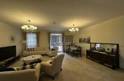 Apartment - 2 Bedrooms - 3 Bathrooms for sale in Shakespeare Circus 3 - Shakespeare Circus - Motor City - Dubai