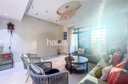 Apartment - 3 Bedrooms - 2 Bathrooms for sale in Al Ghaf 3 - Al Ghaf - Greens - Dubai