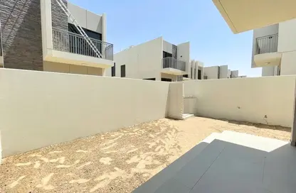 Townhouse - 3 Bedrooms - 5 Bathrooms for sale in Zinnia - The Roots DAMAC Hills 2 - Damac Hills 2 - Dubai