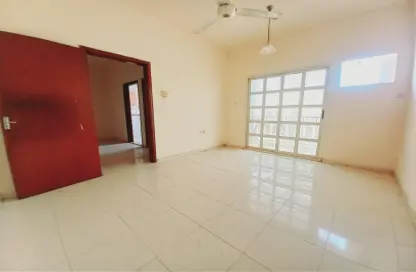 Apartment - 2 Bedrooms - 1 Bathroom for rent in SG Muwaileh Building - Muwaileh - Sharjah